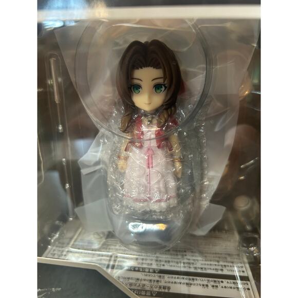 Aerith Gainsborough Final Fantasy VII - Picture 7 of 7